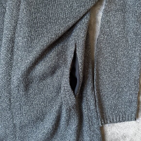 Aritzia Community Cardigan Sweater Size S w/ Pockets - Picture 2 of 4